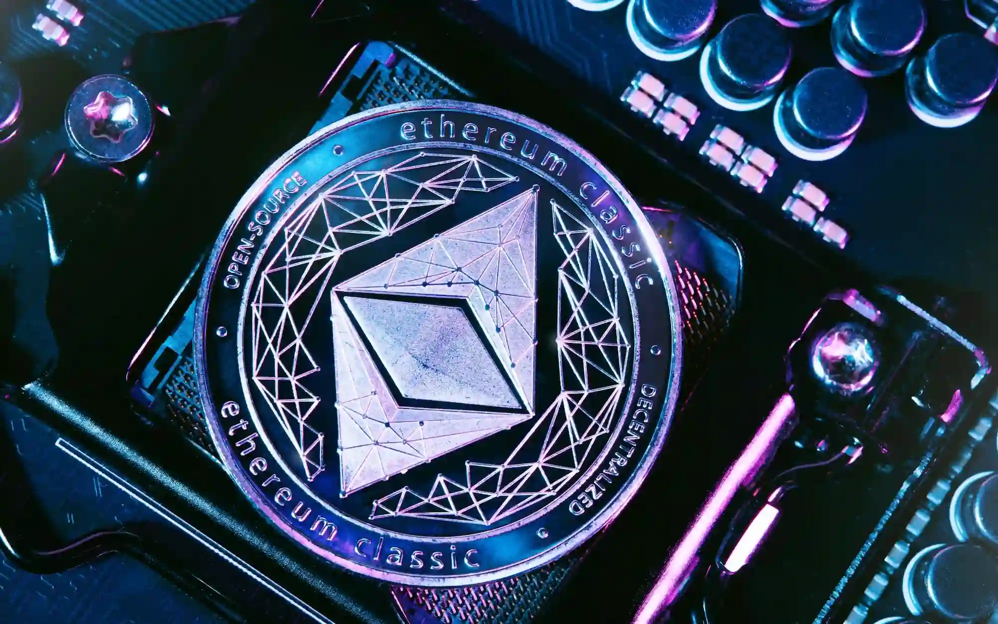 Swiss SRO crypto license — Swiss regulatory setup for crypto companies